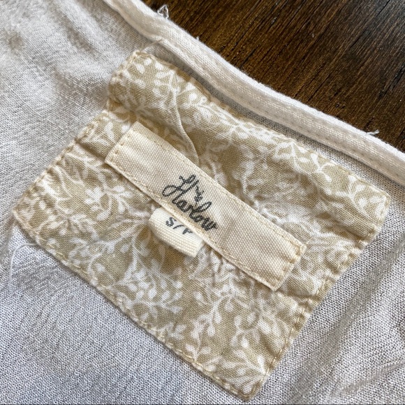 Cropped T-Shirt - Picture 3 of 3